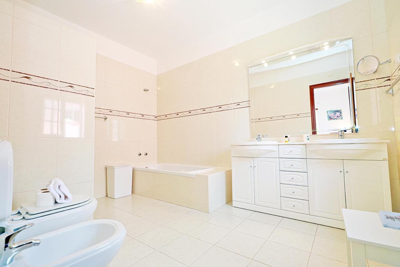 A66 - Pedra Alcada Stays Bedroom Lagos Exterior photo